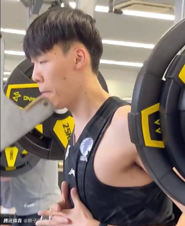 品尝朋友娇妻5