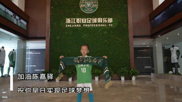 美女扒开尿囗让人桶